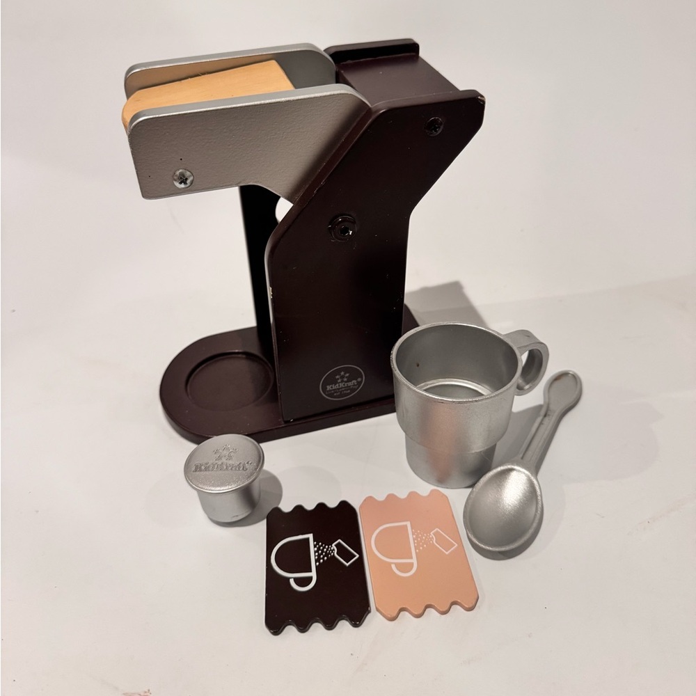 KidKraft Toy Coffee Maker Play Set with Accessories